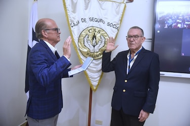 Renuncia el presidente de la junta directiva de la CSS, Ricardo Sotelo