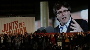 Retiran órdenes de detención europeas contra Carles Puigdemont
