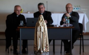 Fiscalía de Chile pide al Vaticano expedientes de religiosos investigados por abusos