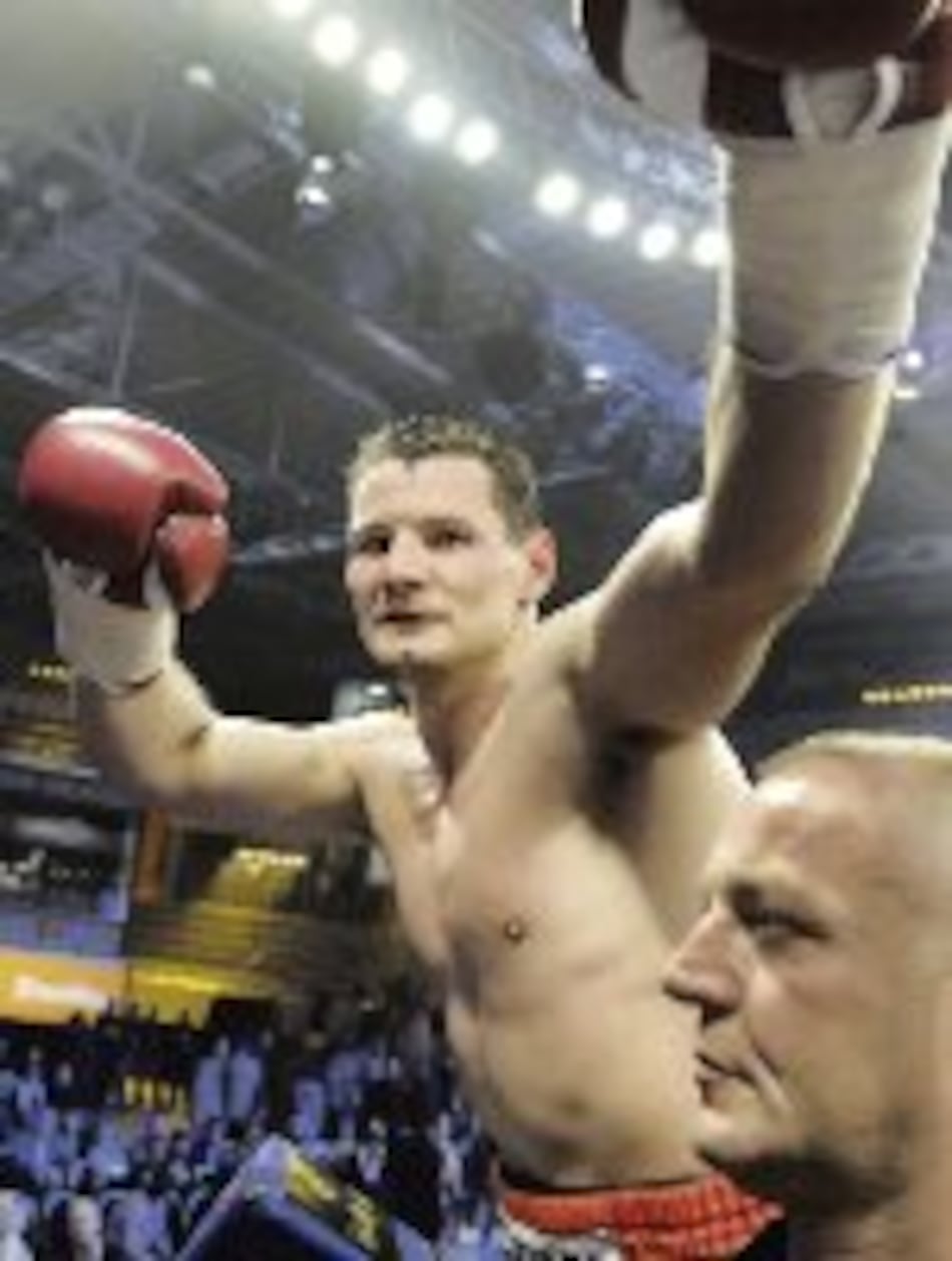 Zsolt Erdei conserva su corona