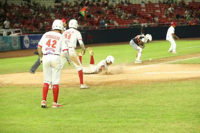 ¡Bicampeones! Coclé conquista su quinto título del béisbol juvenil