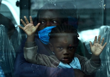 Honduras ponen en cuarentena a migrantes que iban hacia México
