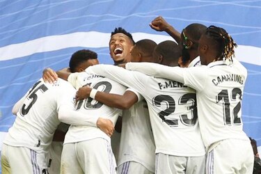 El Real Madrid recupera el clásico y el liderato