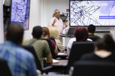 Etesa acelerará finalmente la licitación de la cuarta línea de transmisión