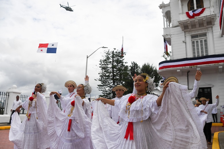 Estas son las delegaciones y bandas independientes que desfilarán este 3 de noviembre en la ruta 1 y 2