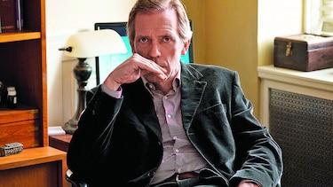Hugh Laurie actúa como psiquiatra