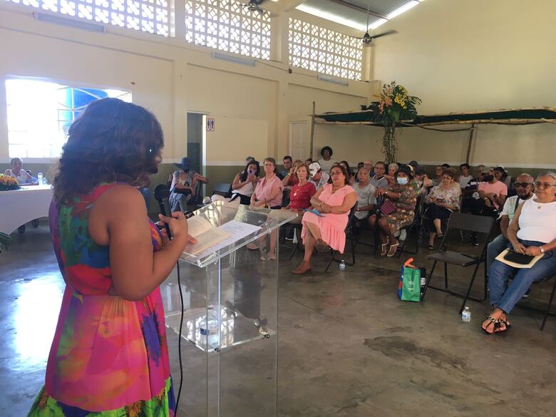 Taboga rinde homenaje a Lidia Sogandares, una mujer que marcó la medicina en Panamá