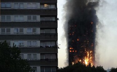Londres: al menos 30 heridos por incendio en edificio de 27 pisos