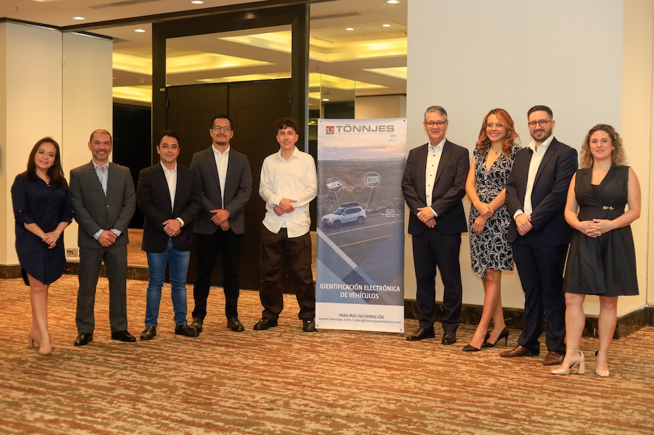 Expertos en seguridad e innovación para la identificación vehicular se reunieron con autoridades panameñas