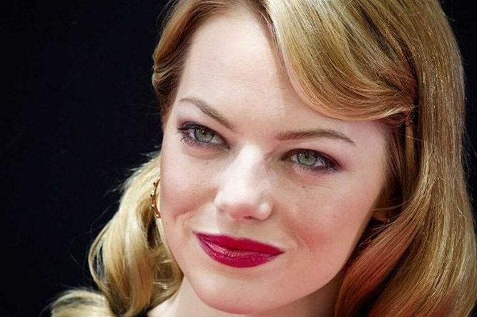 Presidente invita a Emma Stone a celebrar en Costa Rica
