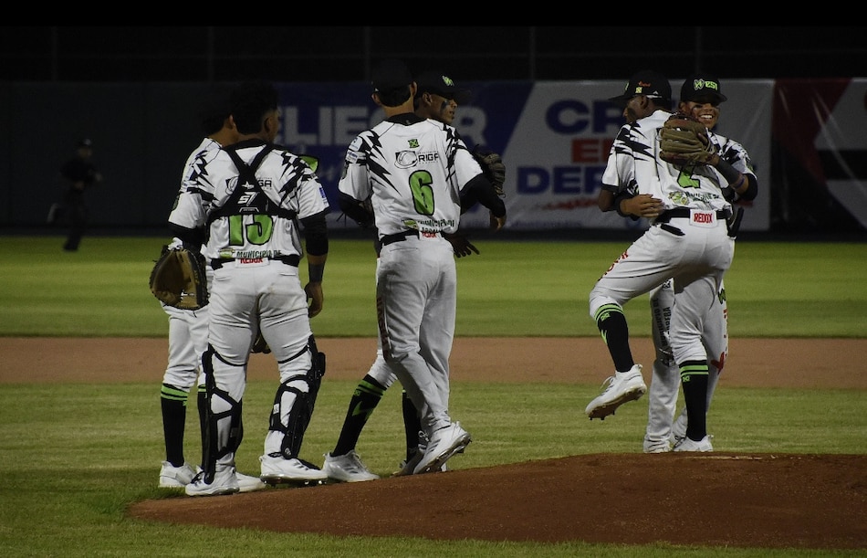 Batalla de cuatro por la cima del torneo juvenil