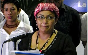 Guerrilla de las FARC pide medidas para atender a desplazados colombianos