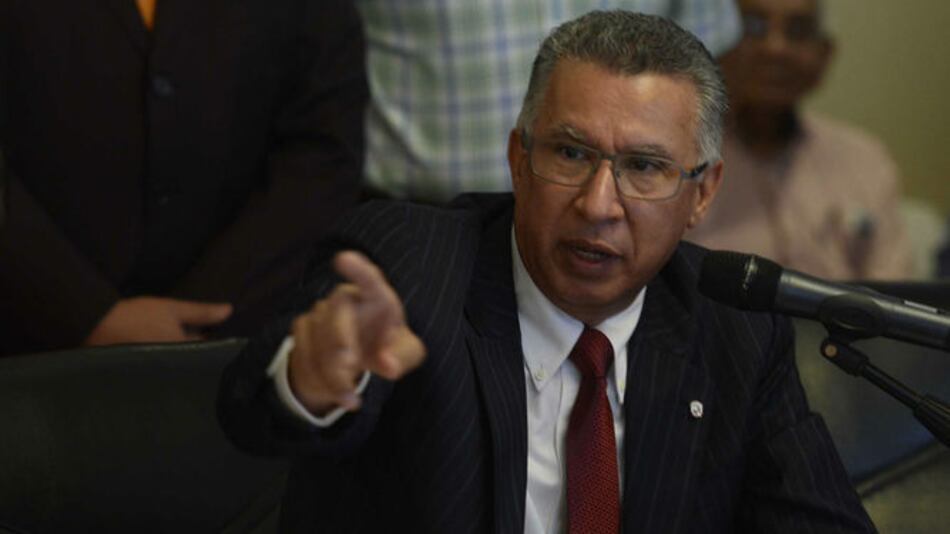 Diputados citan a Alfredo Martiz para que explique caso del fraude en la CSS