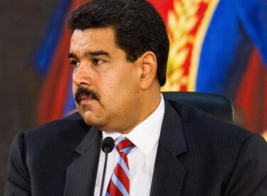 Maduro vota y critica a medios extranjeros que escriben de Venezuela