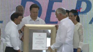 El Cosco Shipping Panamá atraviesa Cocolí y se completa la inauguración del tercer juego de esclusas