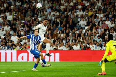 El Real Madrid golea 5 a 0 al Alavés