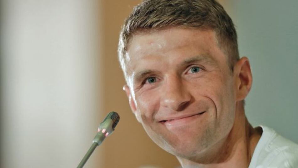 Thomas Mueller bromea diciendo que hay división a la hora de comer
