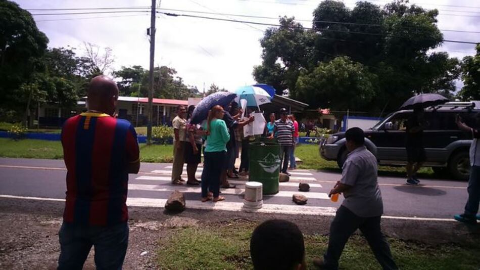 Rechazan venta de huerto escolar