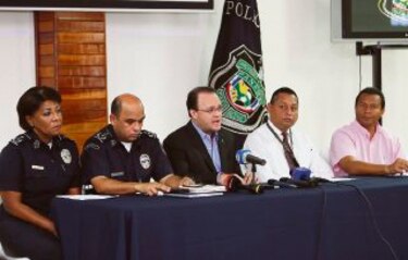 Auto baleado no iba en fuga