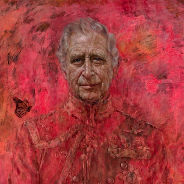 El Palacio de Buckingham revela el primer retrato oficial de Carlos III tras su coronación