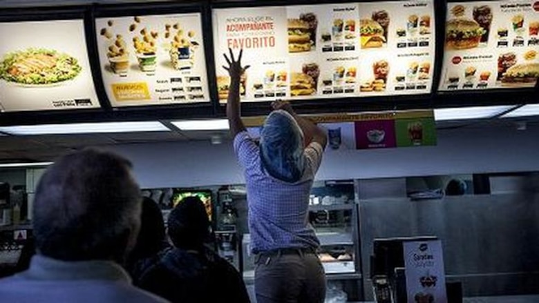 Furor por escasez de papas fritas en McDonald's de Venezuela