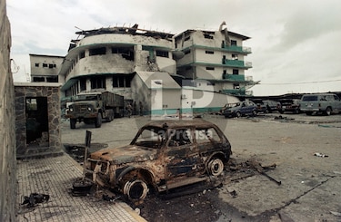 35 años de la invasión: Una memoria entre el colapso y la democracia