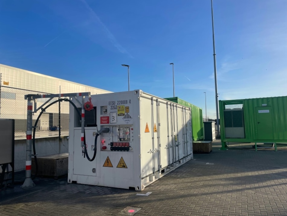 Barcos fluviales eléctricos navegan en Países Bajos hacia el objetivo de cero emisiones