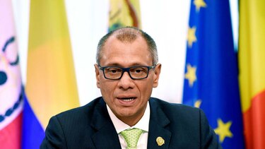 Presidente de Ecuador confirma cese de vicepresidente, condenado por Odebrecht
