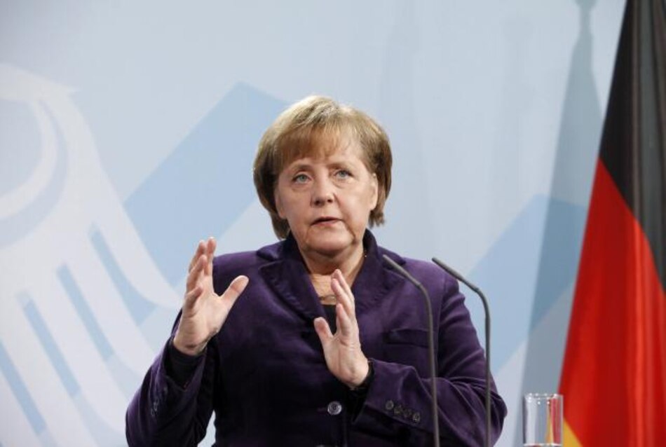 Merkel recibe a Lagarde para tratar riesgo de quiebra desordenada de Grecia