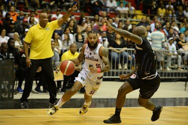 Los Caballos de Coclé pegan primero en la gran final de la LPB con gran remontada en el último cuarto