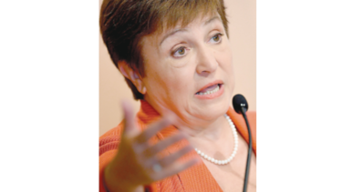 El Covid-19 doblega a la economía y llega la recesión 