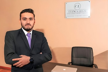 El hijo de la vicepresidenta de Ecuador sale de la cárcel bajo fianza