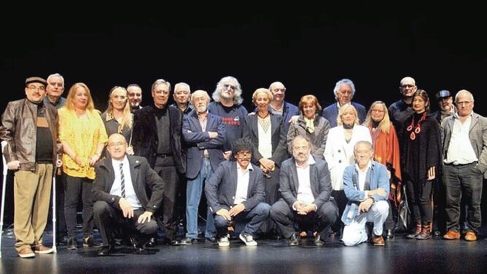 Poeta panameña participa en festival iberoamericano