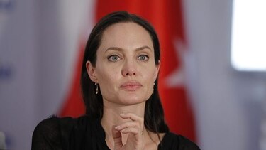 Jolie: Vivimos en una ‘era de desplazamientos masivos’