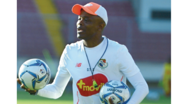 Julio Dely arranca un nuevo reto con Panamá