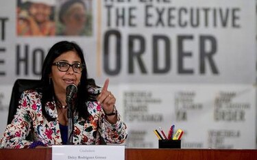 Canciller: Felipe González no puede ejercer abogacía en Venezuela