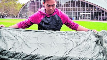 ‘Sleeping Bag’ para aliviar a los refugiados