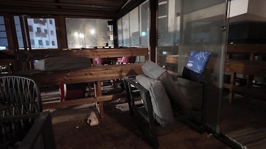 Al menos 40 muertos y 115 heridos tras un incendio en un bar en un centro turístico de esquí en Suiza