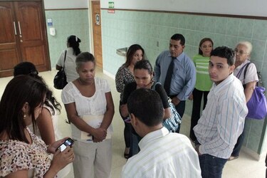 Presidente Varela sanciona ley de pensión vitalicia para víctimas intoxicadas con alcohol bencílico