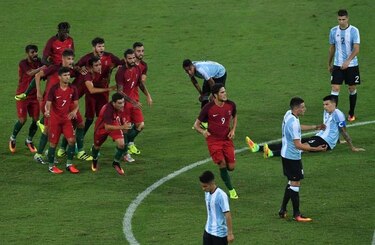 Portugal vence 2-0 a Argentina