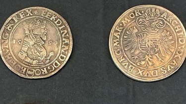 La fascinante historia del pequeño pueblo europeo que creó el primer dólar y fue clave en el inicio de la era nuclear