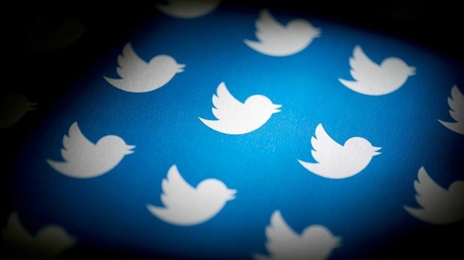 Twitter lanza ‘emoticons’ para viaje del papa a México