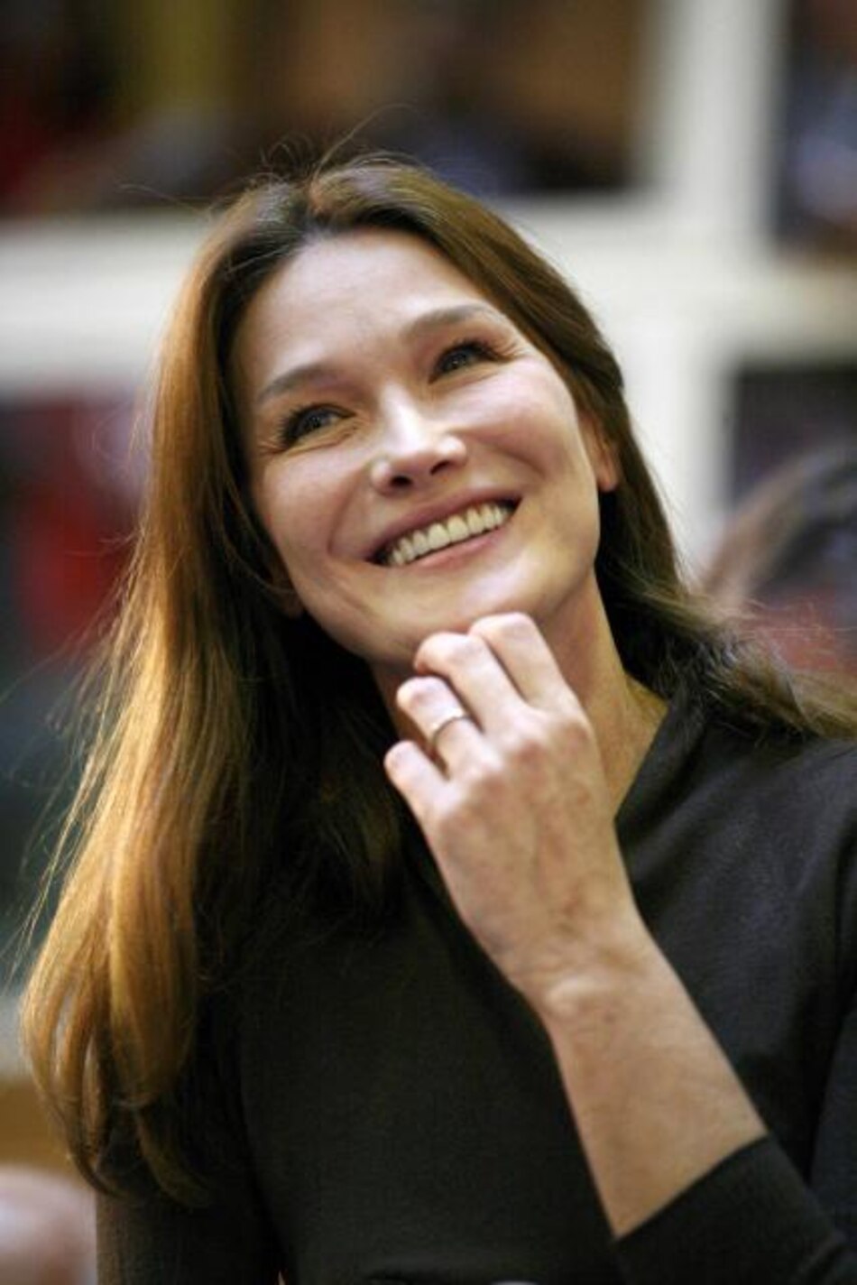 Carla Bruni ficha por la multinacional Universal Music