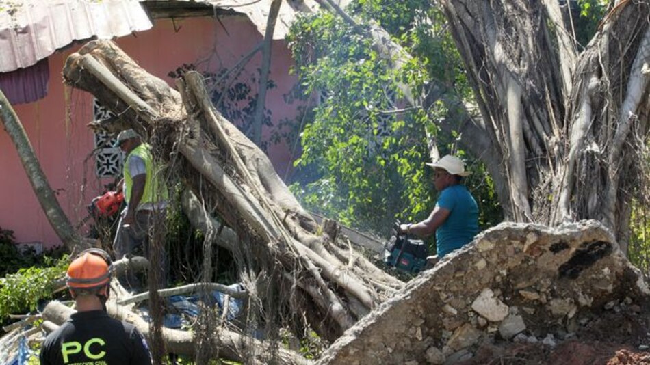 Ascienden a 2 mil 426 las personas afectadas por las lluvias