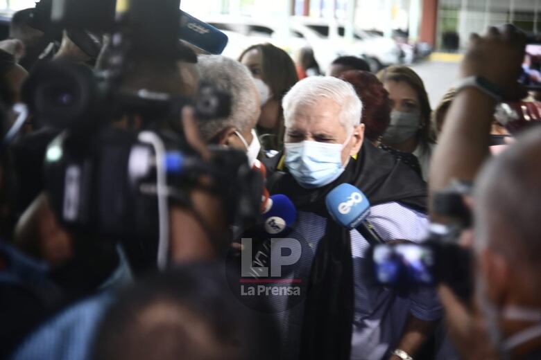 Empieza oficialmente el juicio por el caso pinchazos; Martinelli podrá seguirlo de forma virtual