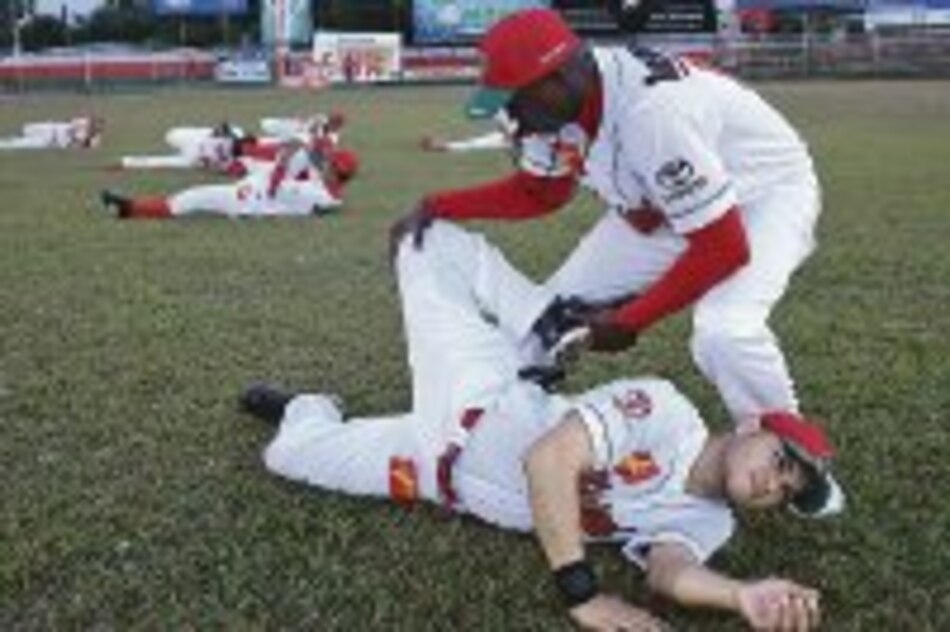 Víctor Preciado en nuevo rol de preparador físico