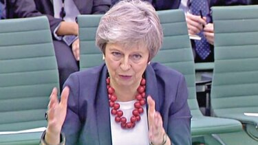 May dice que está centrada en el ‘brexit’; no hay plan B