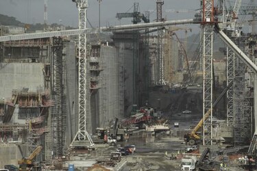 Panamá tiene la capacidad para terminar el Canal, dice el embajador en Madrid