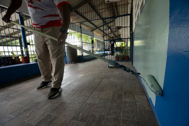 Educación: 1.1 millón de estudiantes comienzan un nuevo año escolar