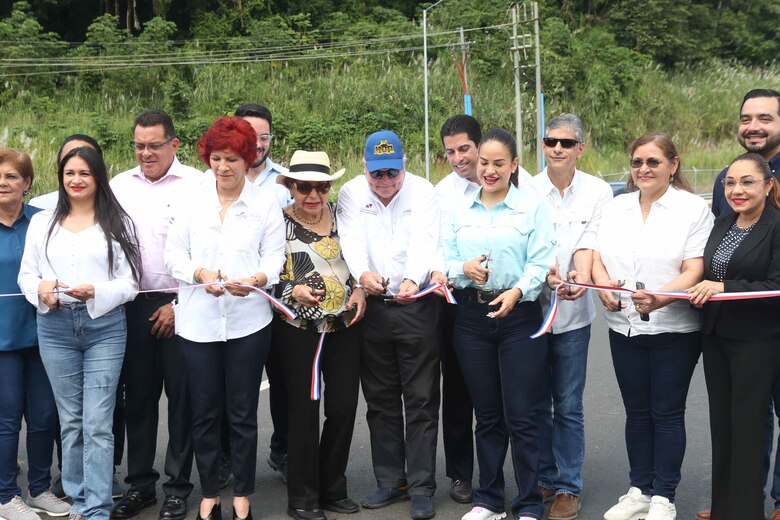 Nueva carretera de ocho carriles promete fluidez en el tráfico hacia Panamá Oeste